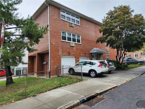 239-19 66th Ave, Douglaston, NY, 11362-1853 | Card Image