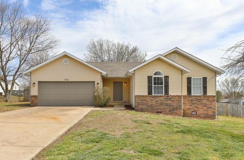 716 Daniel Ln, Willard, MO, 65781-8322 | Card Image