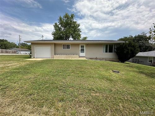1106 W Acuff St, Salem, MO, 65560-2076 | Card Image