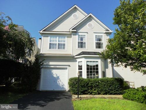 14574 Crown Hollow Ct, GAINESVILLE, VA, 20155-3829 | Card Image