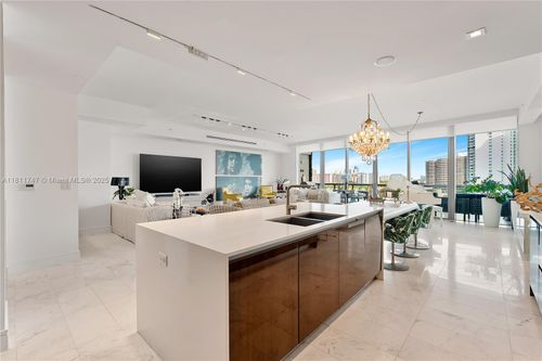 apt-909-3300 Ne 188th St, Aventura, FL, 33180-3377 | Card Image