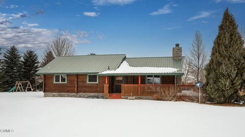 301 7th Avenue Nw, Hazen, ND, 58545 | Card Image