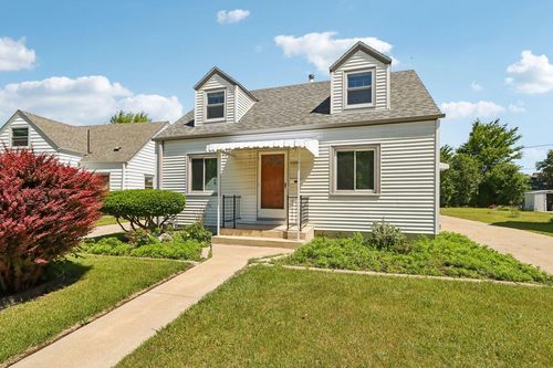 1308 E Tripoli Avenue, Milwaukee, WI, 53207 | Card Image