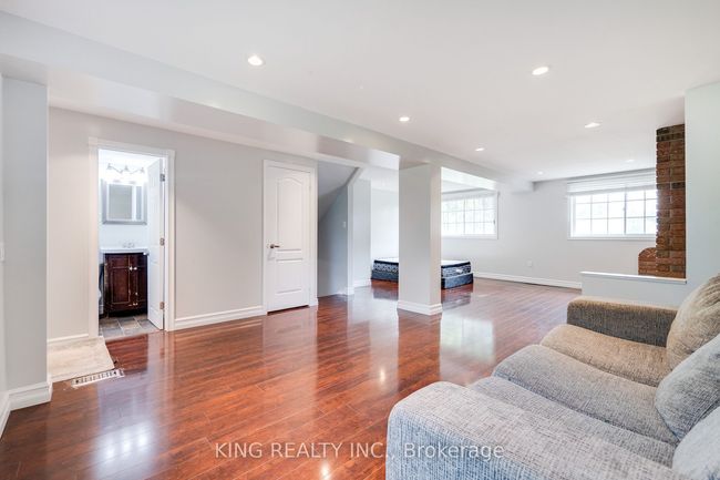 1761 Daleview Cres, House other with 4 bedrooms, 2 bathrooms and 8 parking in Cambridge ON | Image 27