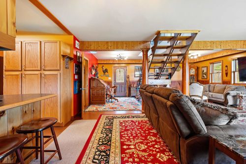 172 Hurd Rd, Lempster, NH, 03605-3233 | Card Image