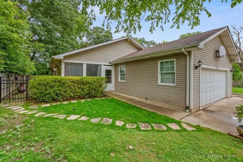 34439 N Hickory Ln, Round Lake, IL, 60073-1463 | Card Image