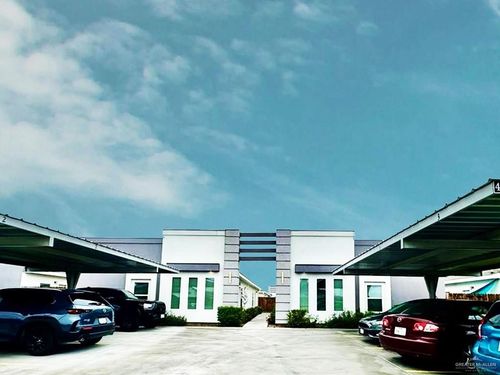 4904 N Crown Pt, Pharr, TX, 78577-1215 | Card Image