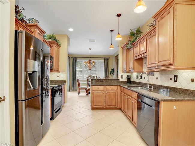 20663 Larino Loop, Townhouse with 3 bedrooms, 3 bathrooms and 2 parking in ESTERO FL | Image 12