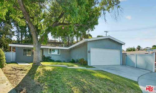 27706 Haxton Dr, Santa Clarita, CA, 91351-2813 | Card Image
