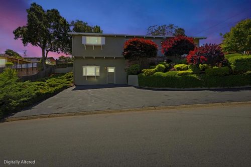 416 Middle Rd, Belmont, CA, 94002-2139 | Card Image