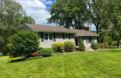 18 Great Meadow Rd, Redding, CT, 06896-2111 | Card Image