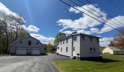 12 White St, Corinth, NY, 12822-1301 | Card Image