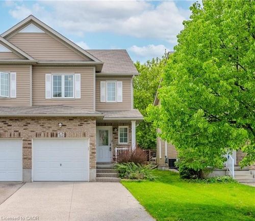 312 Tagge Cres, Kitchener, ON, N2K3R7 | Card Image