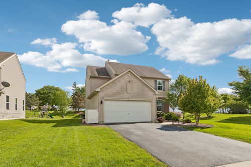 402 Cahokia St, Joliet, IL, 60431-7776 | Card Image