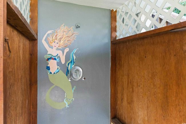 View of interior details | Image 29