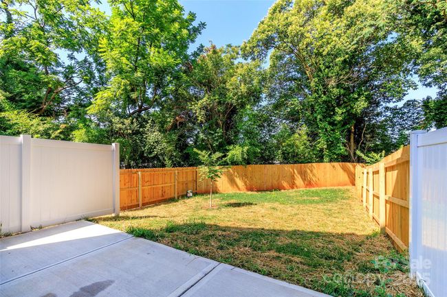 2505 Elon St, Townhouse with 3 bedrooms, 3 bathrooms and null parking in Charlotte NC | Image 11