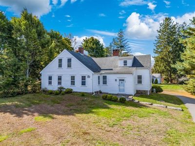 326 North Franklin Street, House other with 4 bedrooms, 2 bathrooms and 10 parking in Holbrook MA | Image 2