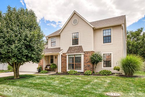 179 Suncrest Dr, Greenwood, IN, 46143-1020 | Card Image