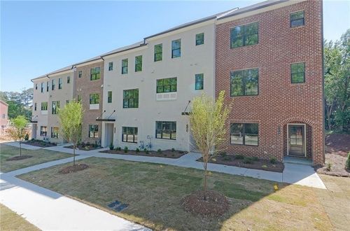 2814 Woodland Ter Se, Smyrna, GA, 30080-2627 | Card Image