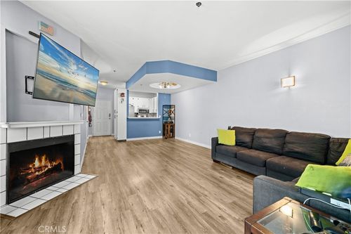 419-535 Magnolia, Long Beach, CA, 90802 | Card Image