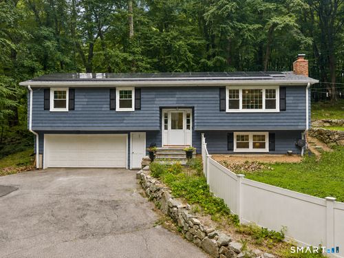 233 Hattertown Rd, Newtown, CT, 06470-2438 | Card Image