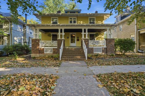 1209 N Clinton Blvd, Bloomington, IL, 61701-1807 | Card Image