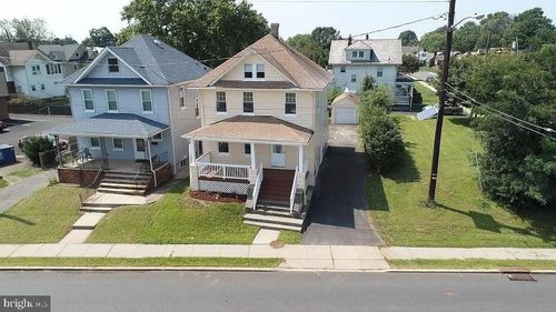 17 Us Highway 206, Raritan, NJ, 08869-1913 | Card Image