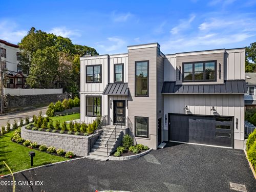 71 Old Field Point Rd, Greenwich, CT, 06830-6119 | Card Image
