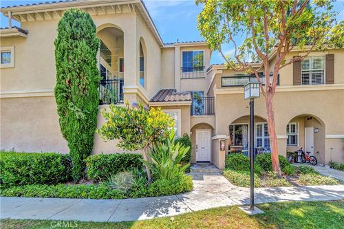 1702 Crescent Oak, Irvine, CA, 92618-4025 | Card Image