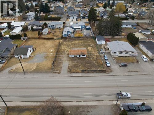 2971 Westsyde Rd, Kamloops, BC, V2B7E7 | Card Image