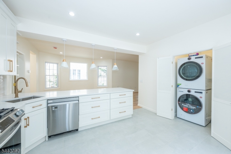 Residential Lease in South Orange Village Twp. 2