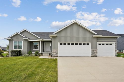 1443 Audubon Dr, Waterloo, IA, 50701-1203 | Card Image