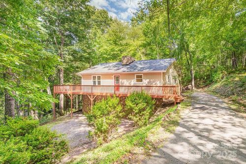 200 Sunset Dr, Black Mountain, NC, 28711-3810 | Card Image