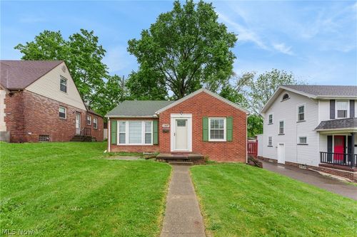 1307 23rd St Ne, Canton, OH, 44714-2009 | Card Image