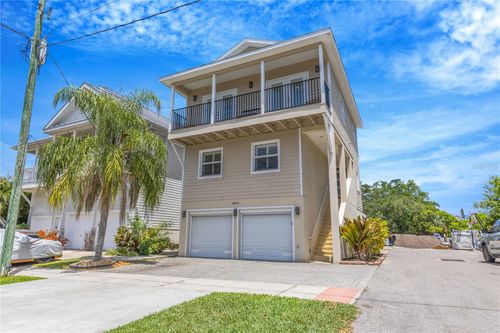 6812 S Kissimmee St, Tampa, FL, 33616-2703 | Card Image