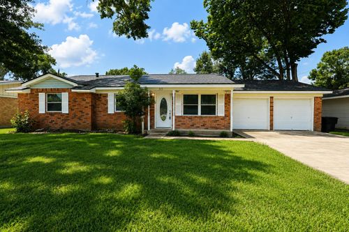 315 N 33rd St, Nederland, TX, 77627-7146 | Card Image