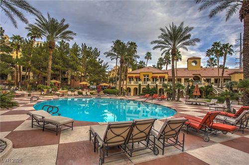 unit-103-220 Flamingo Rd, Las Vegas, NV, 89169-0301 | Card Image