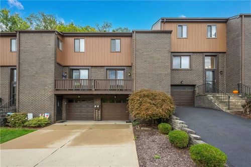 214 Wedgewood Dr, Pittsburgh, PA, 15227-1510 | Card Image