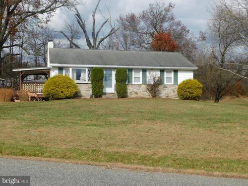 115 Limekiln Rd, BECHTELSVILLE, PA, 19505-9051 | Card Image