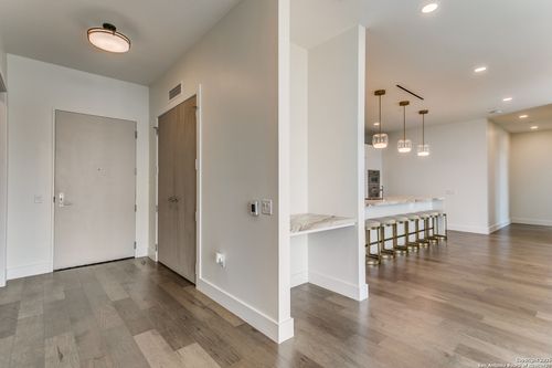 apt-1610-123 Lexington Ave, San Antonio, TX, 78205-1127 | Card Image