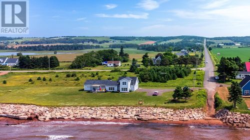 18 Shore Rd E, Hampton, PE, C0A1Z0 | Card Image