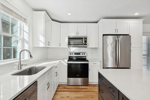 58 Three Ponds Dr, Brentwood, NH, 03833-6659 | Card Image