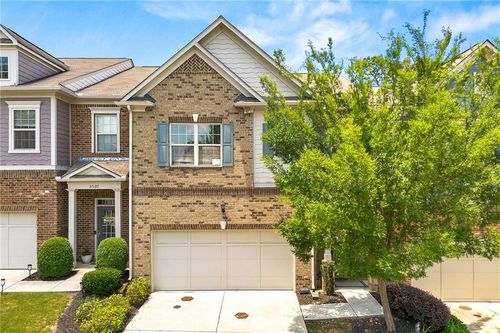 3541 Ashcroft Dr Se, Smyrna, GA, 30080-4632 | Card Image