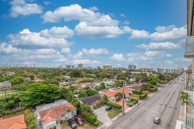 APT-718 - 2030 S Douglas Rd, Condo with 2 bedrooms, 2 bathrooms and null parking in Coral Gables FL | Image 18