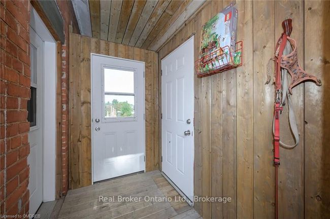 3318 Dundas St, House other with 3 bedrooms, 2 bathrooms and 6 parking in Burlington ON | Image 30