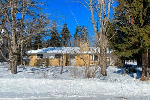 28 Weller Cres, Peterborough, ON, K9J6J5 | Card Image