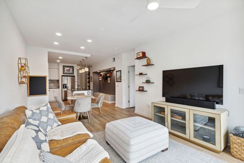 apt-205-4107 Bowser Ave, Dallas, TX, 75219-3723 | Card Image