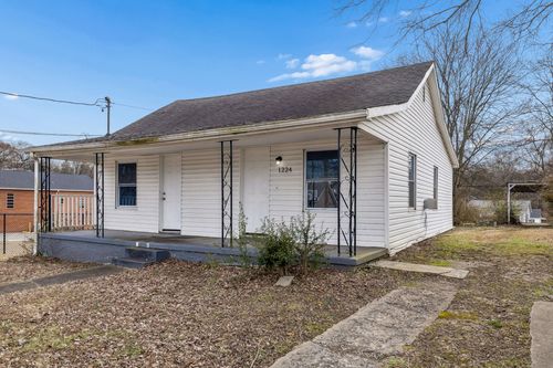 1224 Vine St, Clarksville, TN, 37040-3541 | Card Image