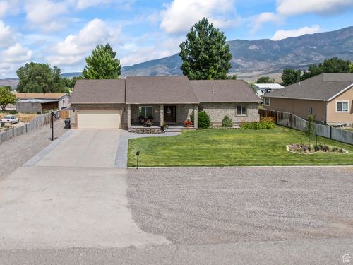 80 N 200 W, Central Valley, UT, 84754-3036 | Card Image
