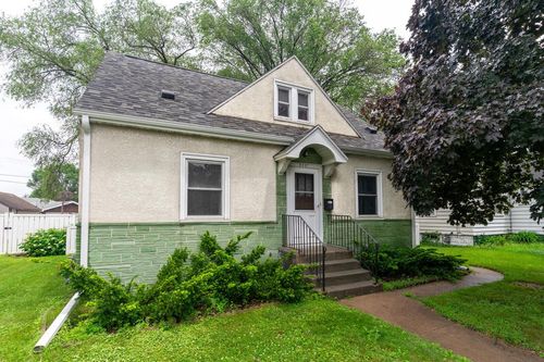 2837 South Avenue, La Crosse, WI, 54601 | Card Image